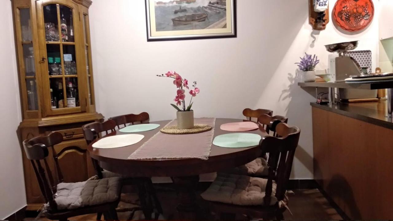 Apartman Tonka Kaštela Zewnętrze zdjęcie